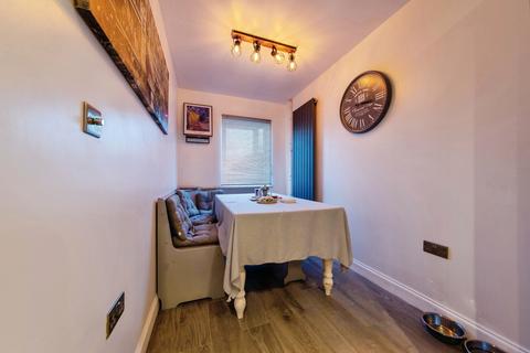 3 bedroom terraced house for sale, Chatterton Avenue, LINCOLN, Lincolnshire, LN1