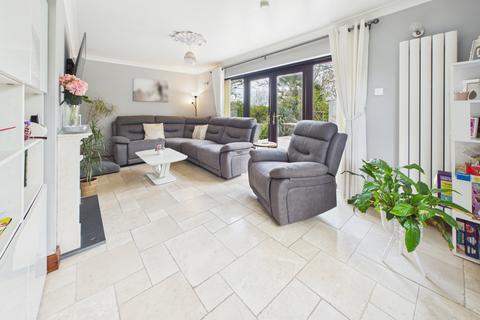 4 bedroom detached house for sale, Greenway, Highleadon, GL18 1HG