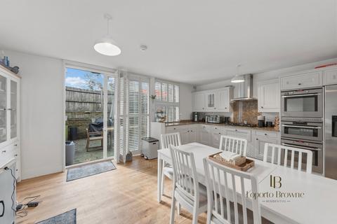 Quickswood, Primrose Hill, NW3