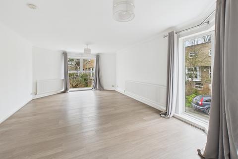 3 bedroom flat for sale, Archway Court, Cambridge