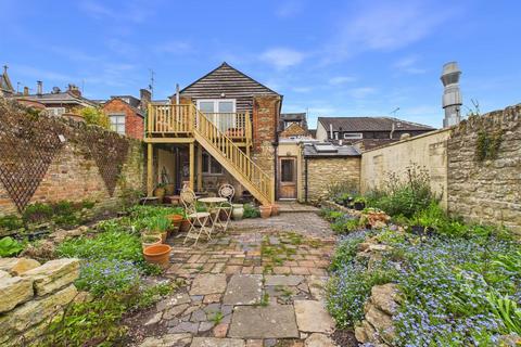 2 bedroom terraced house for sale, The Causeway, Chippenham SN15