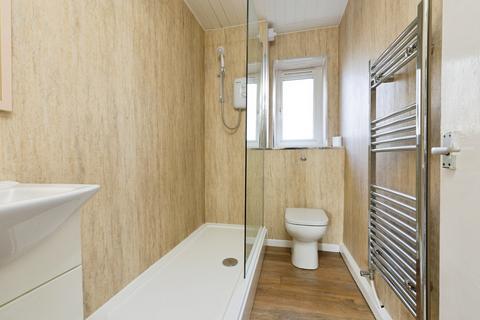 2 bedroom ground floor flat for sale, West Farm Avenue, Newcastle upon Tyne, NE12