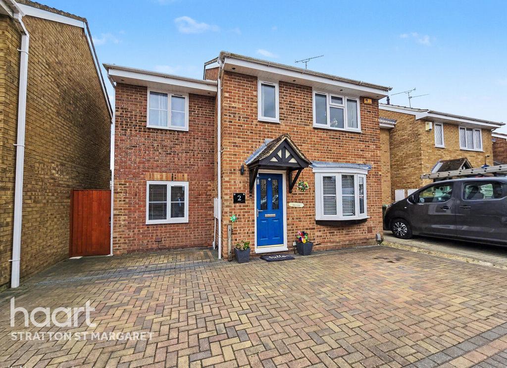 Carman Close, Swindon 4 bed detached house for sale - £375,000