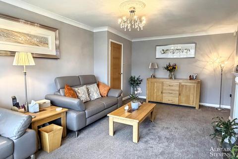 3 bedroom semi-detached bungalow for sale, Ashdown Way, Shaw