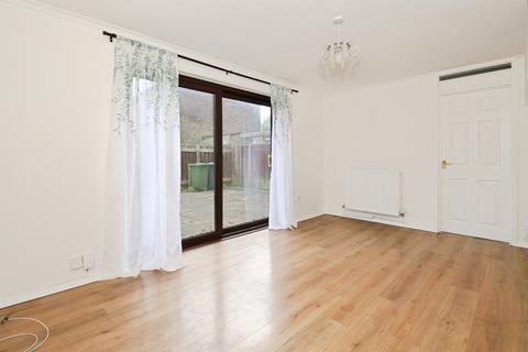 3 bedroom terraced house for sale, Brookfurlong, Ravensthorpe, Peterborough