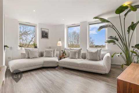 2 bedroom flat for sale, Beaumont Road, London