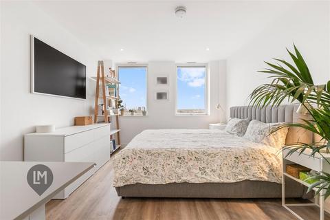 2 bedroom flat for sale, Beaumont Road, London