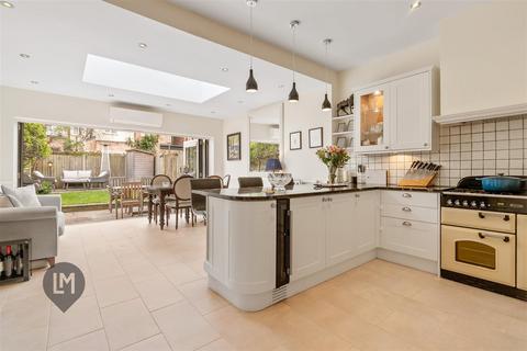 4 bedroom house for sale, Ashen Grove,, London