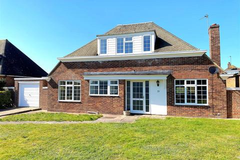 4 bedroom detached bungalow for sale, Jevington Close, Cooden, Bexhill on Sea