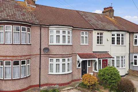 Lyndhurst Drive, Hornchurch, RM11