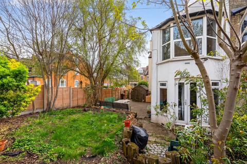 Church Hill, London, E17