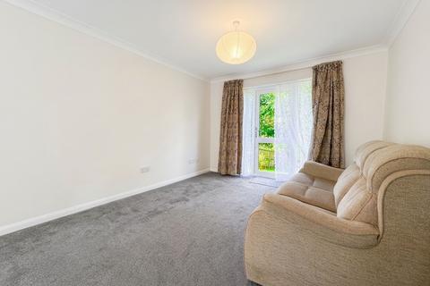2 bedroom apartment for sale, Pages Lane, Uxbridge, UB8