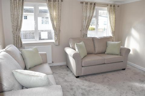 2 bedroom park home for sale, Quarry Moor Park, Harrogate Road, Ripon