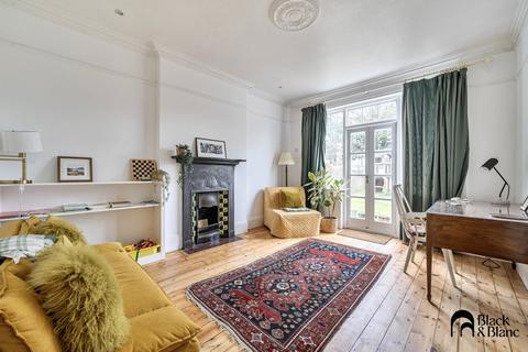 4 bedroom semi-detached house for sale, Vincent Road, Croydon, CR0