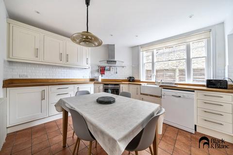 4 bedroom semi-detached house for sale, Vincent Road, Croydon, CR0