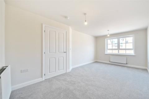 4 bedroom detached house to rent, Southwold Drive, Hampton Beach, Peterborough, PE7