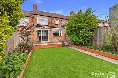 3 bedroom terraced house for sale, Lower Maidstone Road, London, N11