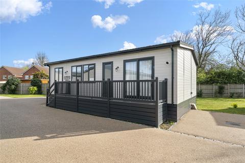 2 bedroom bungalow to rent, Chertsey Lane, Staines-upon-Thames, Surrey, TW18