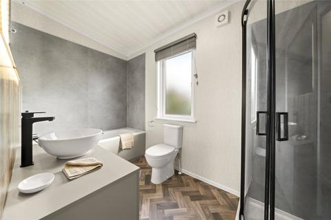 2 bedroom bungalow to rent, Chertsey Lane, Staines-upon-Thames, Surrey, TW18