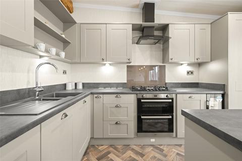 2 bedroom bungalow to rent, Chertsey Lane, Staines-upon-Thames, Surrey, TW18