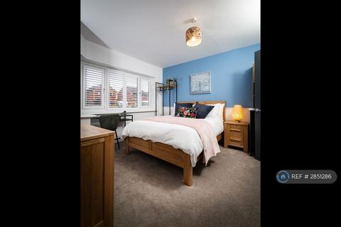1 bedroom in a house share to rent, Tansey Green Road, Brierley Hill, DY5