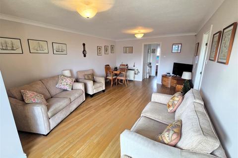 2 bedroom apartment for sale, Pocketts Wharf, Marina, Swansea