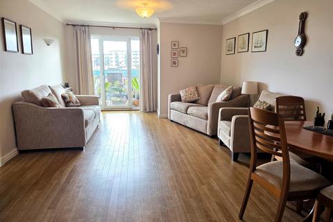 2 bedroom apartment for sale, Pocketts Wharf, Marina, Swansea