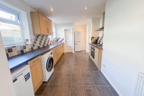 3 bedroom semi-detached house for sale, Barchester Avenue, Bolton, Greater Manchester, BL2 5EF