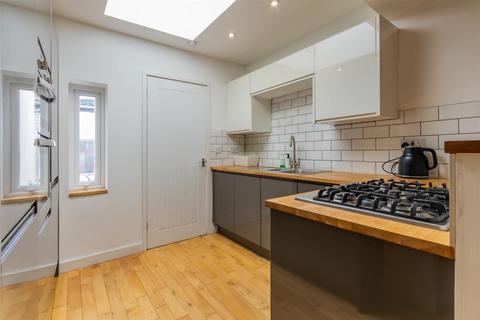 4 bedroom house for sale, Lower Cathedral Road, Cardiff CF11