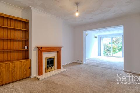 2 bedroom semi-detached bungalow for sale, Thornham Road, Norwich, Norfolk