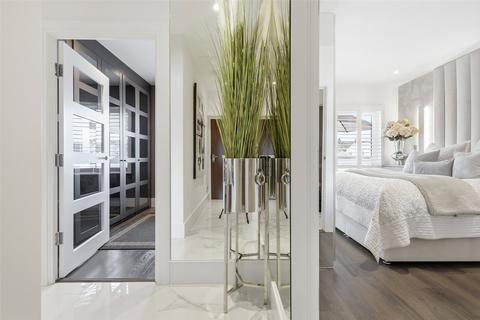 2 bedroom apartment for sale, Holland Road, Westcliff-on-Sea, Essex, SS0