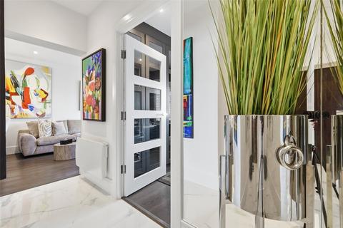 2 bedroom apartment for sale, Holland Road, Westcliff-on-Sea, Essex, SS0