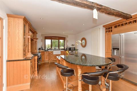4 bedroom detached house for sale, Wrotham Road, Gravesend DA13