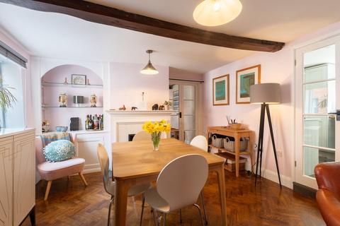 4 bedroom end of terrace house for sale, Chesil Street, Winchester SO23