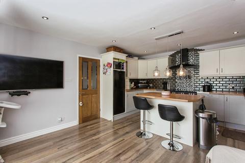 3 bedroom bungalow for sale, St. Andrews Close, Leyland, Lancashire, PR25