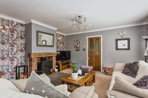 3 bedroom bungalow for sale, St. Andrews Close, Leyland, Lancashire, PR25