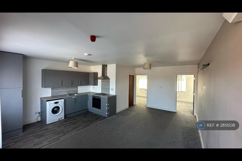 Acorn Croft, Rotherham, S61 2 bed flat - £695 pcm (£160 pw)
