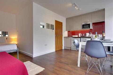 Studio to rent, Flat 9 Hill House, Bournemouth BH1