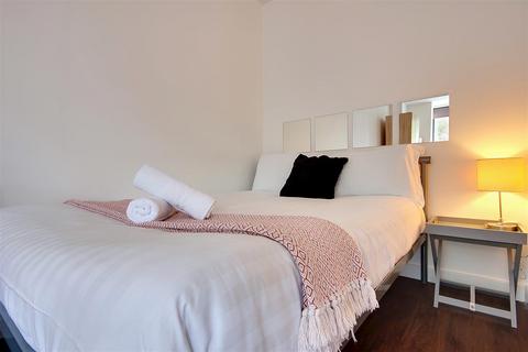 Studio to rent, Flat 9 Hill House, Bournemouth BH1