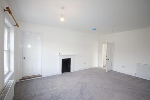2 bedroom flat to rent, Flat 2, Fairfields House, Palace Street, Newmarket CB8 8EP