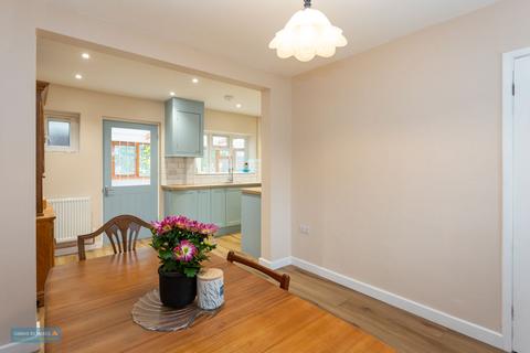 3 bedroom semi-detached house for sale, Milton Road, Taunton