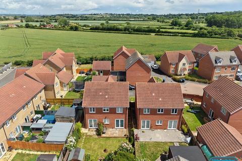 4 bedroom detached house for sale, Hutton Close, Trowbridge