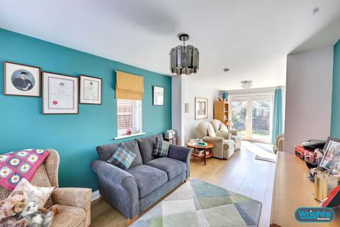 4 bedroom detached house for sale, Hutton Close, Trowbridge