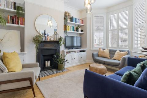 3 bedroom maisonette for sale, Ravensbury Road, London, SW18