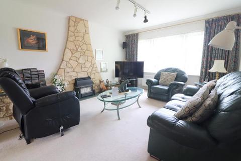 4 bedroom detached house for sale, Luton LU2