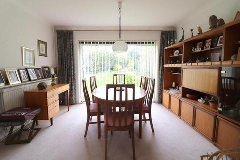 4 bedroom detached house for sale, Luton LU2
