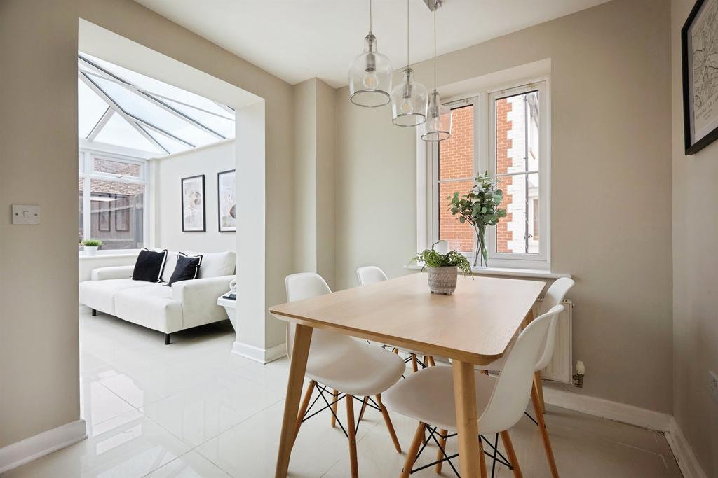 House in Salisbury, Amesbury - View 5