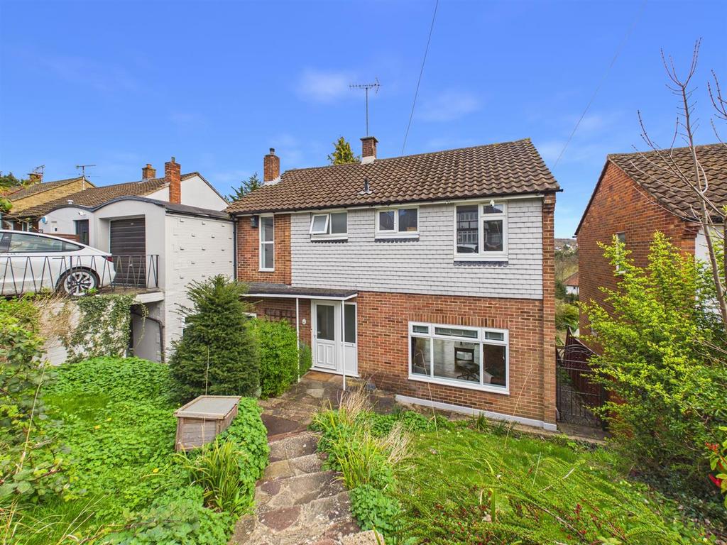 Detached house exterior, garden