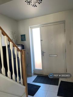 2 bedroom end of terrace house to rent, Elmfoot Grove, Glasgow, G5