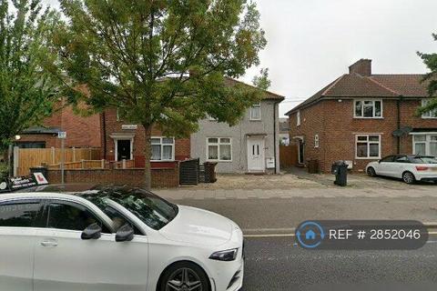 1 bedroom in a house share to rent, Lodge Ave, Dagenham, RM8